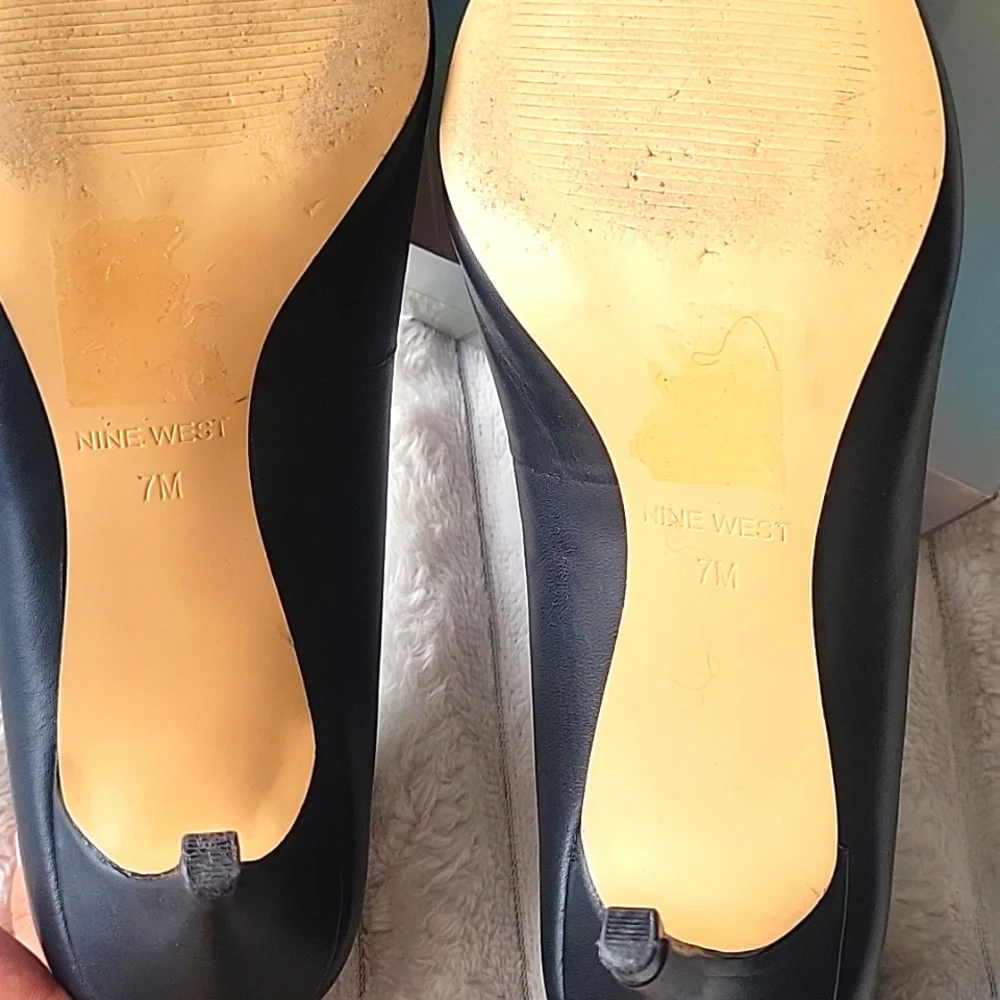 Nine West Pumps - Picture 5 of 6